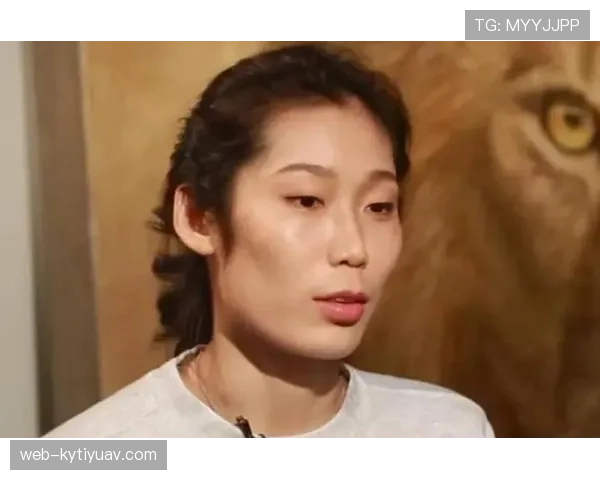 朱婷家冰箱里塞满蛋白粉，邻居以为她开健身房